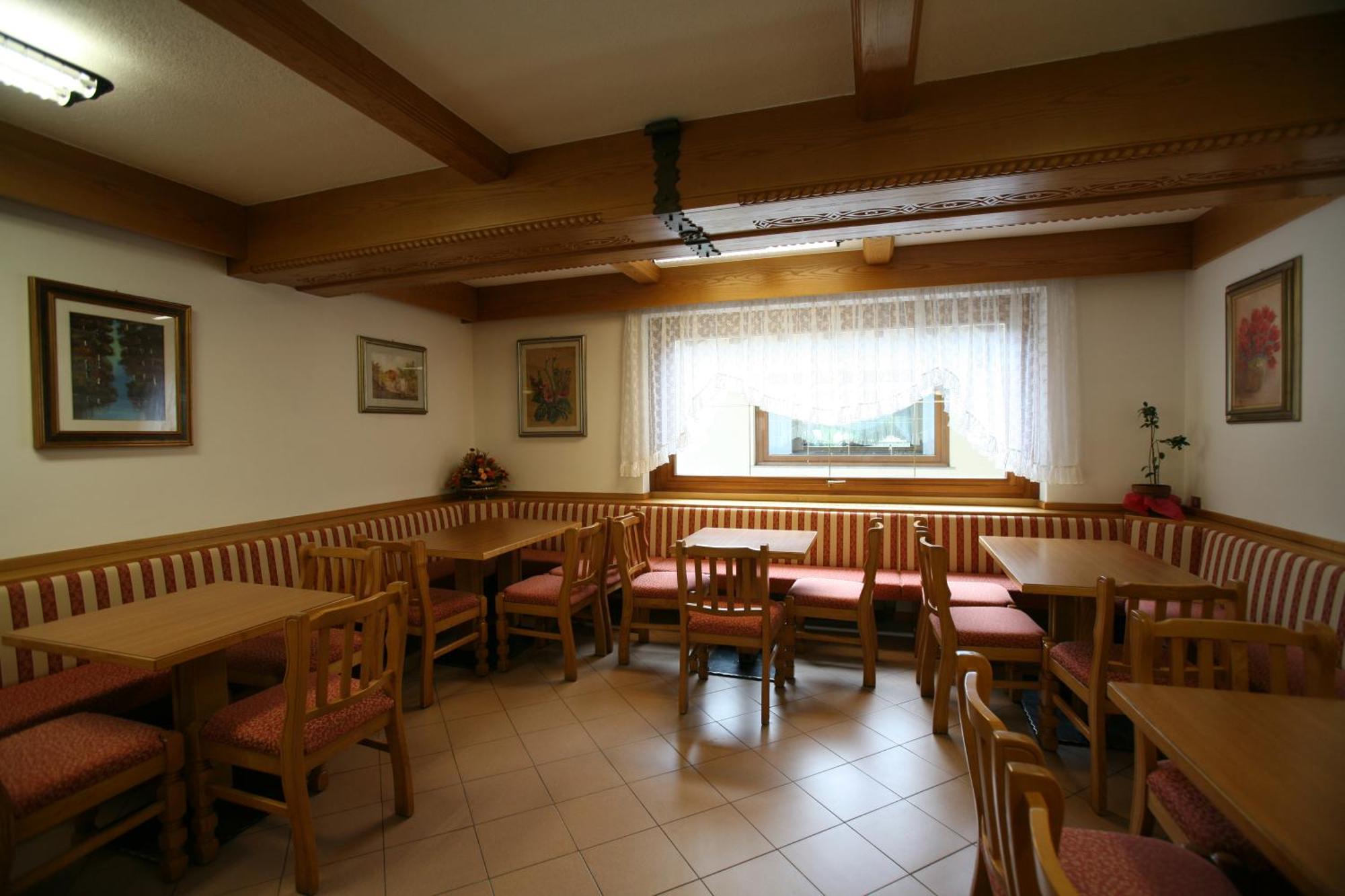 Hotel Sella Ronda Serenella Campitello di Fassa Eksteriør bilde