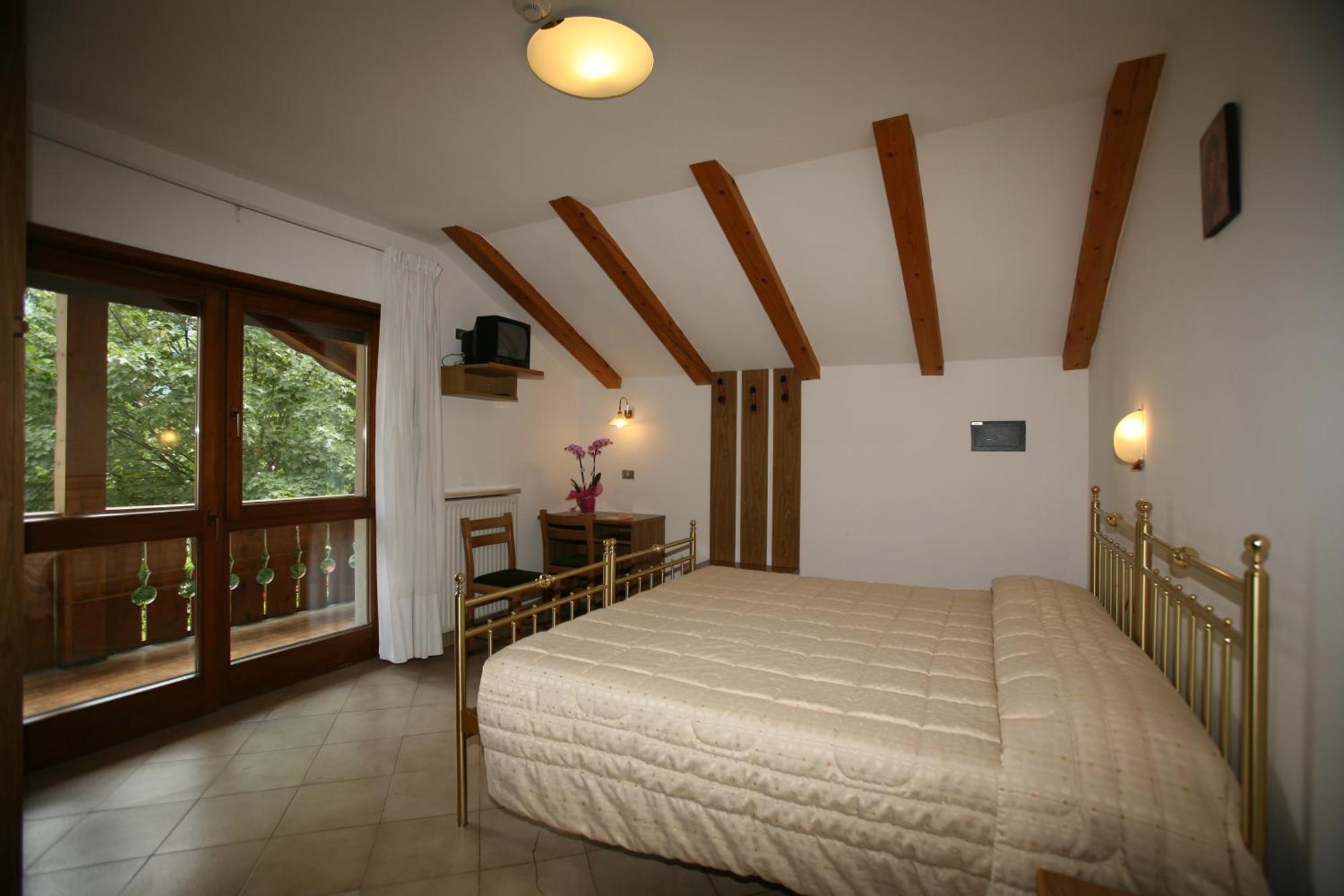 Hotel Sella Ronda Serenella Campitello di Fassa Eksteriør bilde