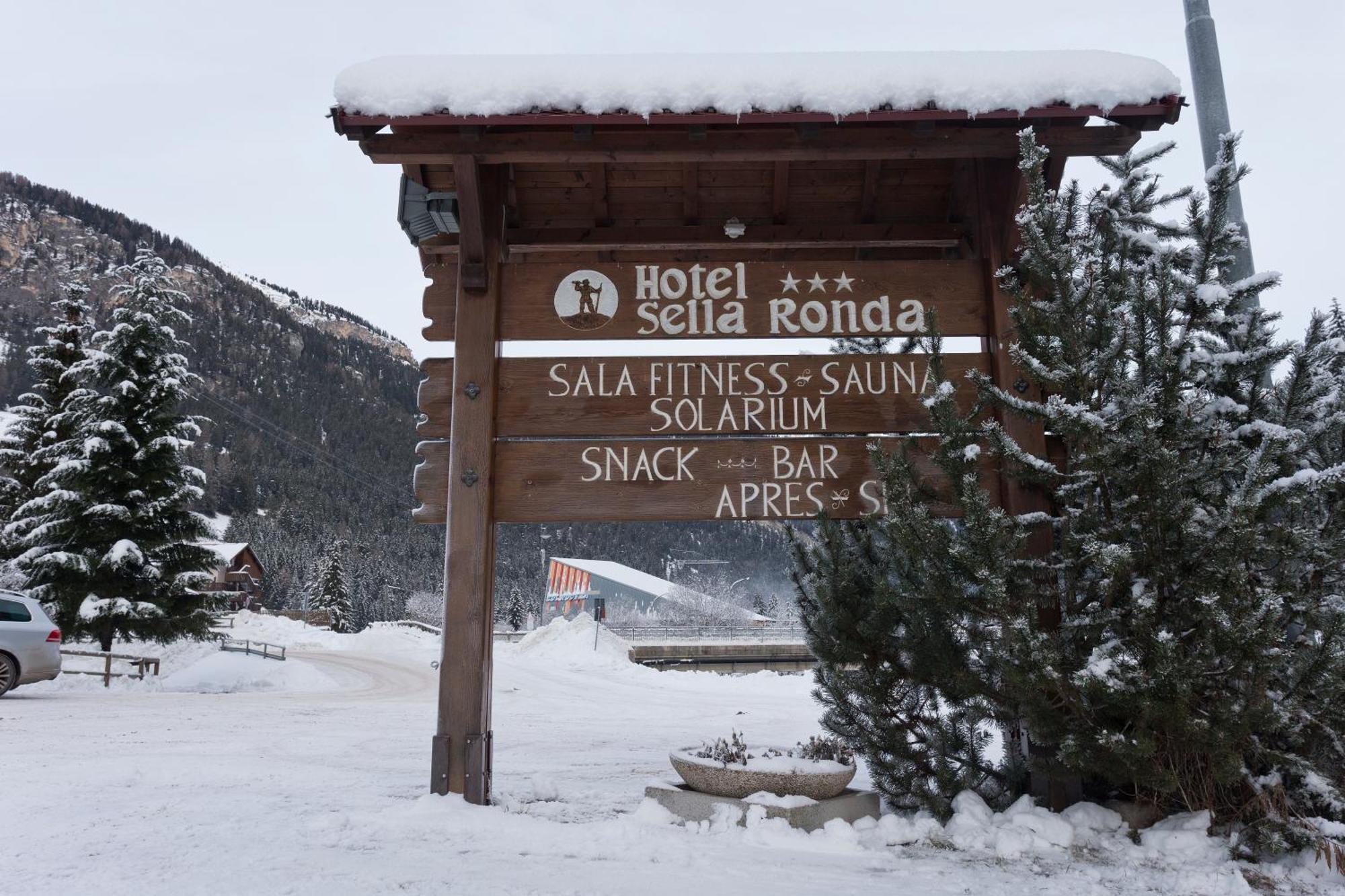 Hotel Sella Ronda Serenella Campitello di Fassa Eksteriør bilde
